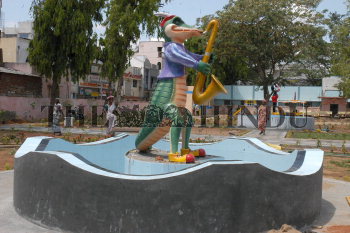 Image Id : 4484600 <span>Date : 2005-03-09 <span>Category : Lifestyle and Leisure</span>