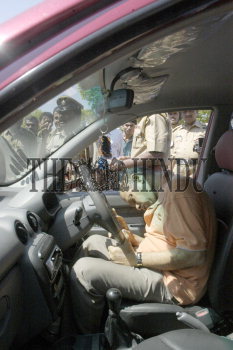 Image Id : 4537650 <span>Date : 2005-03-18 <span>Category : Crime Law and Justice</span>