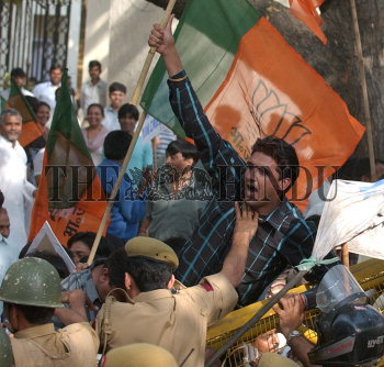 Image Id : 4546667 <span>Date : 2005-03-19 <span>Category : Politics</span>