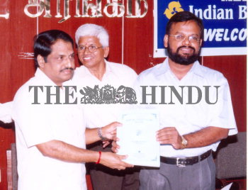 Image Id : 4569538 <span>Date : 2005-03-23 <span>Category : Politics</span>