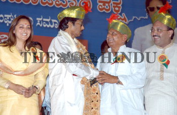 Image Id : 4581377 <span>Date : 2005-03-25 <span>Category : Politics</span>
