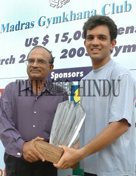Image Id : 4587234 <span>Date : 2005-03-26 <span>Category : Sport</span>