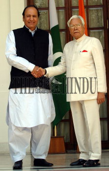 Image Id : 4608045 <span>Date : 2005-03-30 <span>Category : Politics</span>