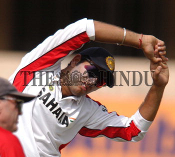 Image Id : 4690157 <span>Date : 2005-04-02 <span>Category : Sport</span>