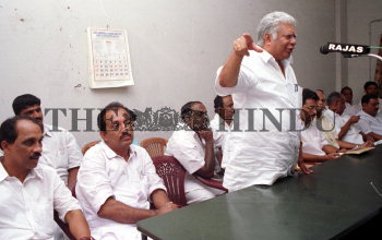 Image Id : 4690631 <span>Date : 2005-04-11 <span>Category : Politics</span>