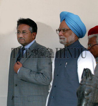 Image Id : 4723803 <span>Date : 2005-04-17 <span>Category : Politics</span>