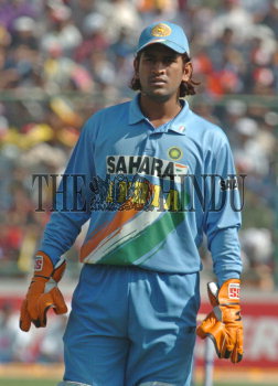 Image Id : 4733423 <span>Date : 2005-04-18 <span>Category : Sport</span>