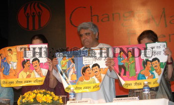 Image Id : 4766246 <span>Date : 2005-04-23 <span>Category : Politics</span>