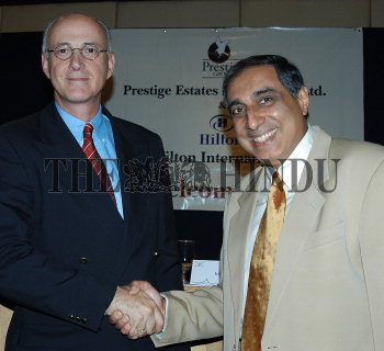 Image Id : 4788817 <span>Date : 2005-04-27 <span>Category : Economy Business and Finance</span>