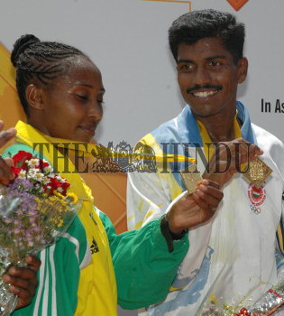 Image Id : 4899313 <span>Date : 2005-05-15 <span>Category : Sport</span>