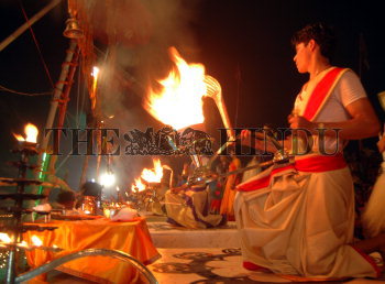 Image Id : 5104944 <span>Date : 2005-06-17 <span>Category : Religion and Belief</span>