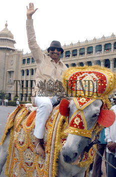 Image Id : 5175589 <span>Date : 2005-06-30 <span>Category : Politics</span>