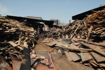 Image Id : 5195071 <span>Date : 2005-07-03 <span>Category : Disaster and Accident</span>