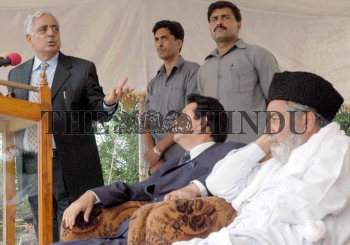 Image Id : 5231710 <span>Date : 2005-07-09 <span>Category : Politics</span>