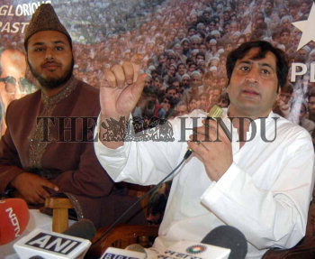 Image Id : 5286053 <span>Date : 2005-07-19 <span>Category : Politics</span>