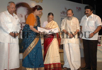 Vatsala Raghu Chief Post Master General Releasing The Special Postal Stamp Of P Kannamba Famous The Hindu Images