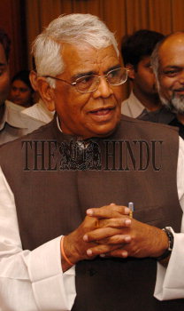 Image Id : 5303698 <span>Date : 2005-07-22 <span>Category : Politics</span>