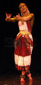 Image Id : 5336359 <span>Date : 2005-07-28 <span>Category : Arts Culture and Entertainment</span>