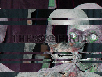 Image Id : 5352237 <span>Date : 2005-07-31 <span>Category : Arts Culture and Entertainment</span>