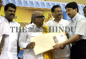 Image Id : 5353061 <span>Date : 2005-07-31 <span>Category : Politics</span>