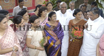 Image Id : 5380613 <span>Date : 2005-08-05 <span>Category : Politics</span>