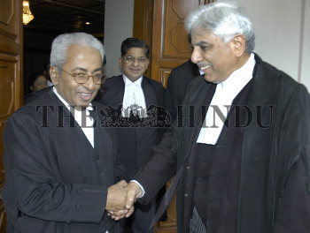Image Id : 5447890 <span>Date : 2005-08-16 <span>Category : Crime Law and Justice</span>