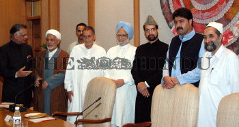 Image Id : 5571112 <span>Date : 2005-09-05 <span>Category : Politics</span>