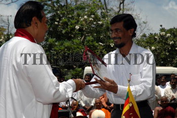 Image Id : 5586715 <span>Date : 2005-09-08 <span>Category : Politics</span>