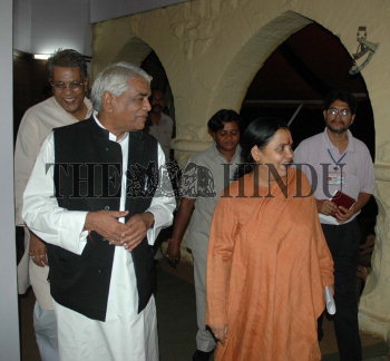 Image Id : 5631074 <span>Date : 2005-09-14 <span>Category : Politics</span>