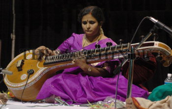 Image Id : 5650413 <span>Date : 2005-09-17 <span>Category : Arts Culture and Entertainment</span>