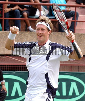 Image Id : 5691383 <span>Date : 2005-09-23 <span>Category : Sport</span>