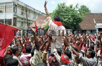 Image Id : 5718152 <span>Date : 2005-09-27 <span>Category : Politics</span>