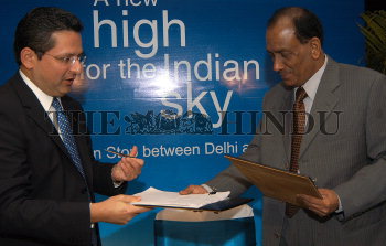 Image Id : 5834452 <span>Date : 2005-10-14 <span>Category : Economy Business and Finance</span>