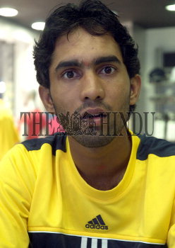 Image Id : 5842111 <span>Date : 2005-10-15 <span>Category : Sport</span>