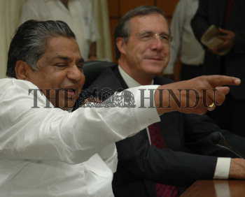 Image Id : 5890282 <span>Date : 2005-10-22 <span>Category : Politics</span>