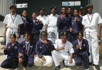 Image Id : 5907272 <span>Date : 2005-10-25 <span>Category : Sport</span>