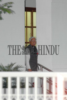 Image Id : 6009421 <span>Date : 2005-11-07 <span>Category : Politics</span>