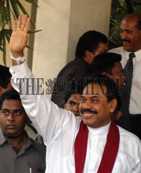 Image Id : 6113374 <span>Date : 2005-11-19 <span>Category : Politics</span>