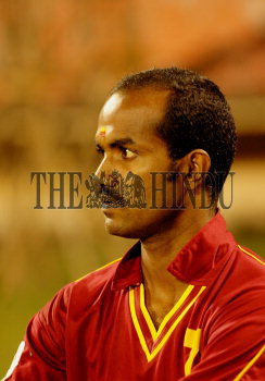 Image Id : 6128242 <span>Date : 2005-11-21 <span>Category : Sport</span>