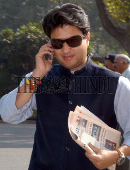 Image Id : 6149912 <span>Date : 2005-11-24 <span>Category : Politics</span>