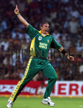 Image Id : 6178656 <span>Date : 2005-11-28 <span>Category : Sport</span>