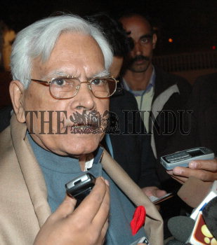 Image Id : 6252542 <span>Date : 2005-12-07 <span>Category : Politics</span>