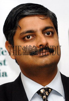 Image Id : 6436614 <span>Date : 2005-12-30 <span>Category : Economy Business and Finance</span>