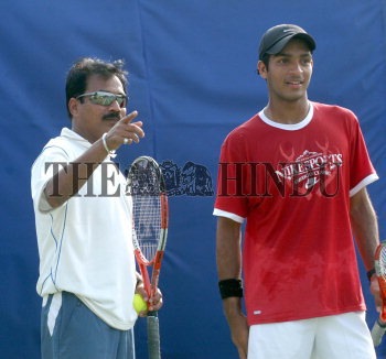 Image Id : 6452039 <span>Date : 2006-01-01 <span>Category : Sport</span>