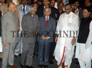 Image Id : 6475109 <span>Date : 2006-01-04 <span>Category : Politics</span>