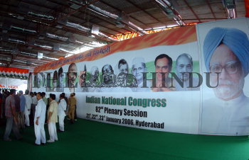 Image Id : 6592228 <span>Date : 2006-01-19 <span>Category : Politics</span>
