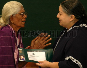 Image Id : 6691171 <span>Date : 2006-01-30 <span>Category : Politics</span>