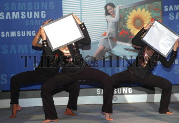 Image Id : 6698959 <span>Date : 2006-01-31 <span>Category : Economy Business and Finance</span>