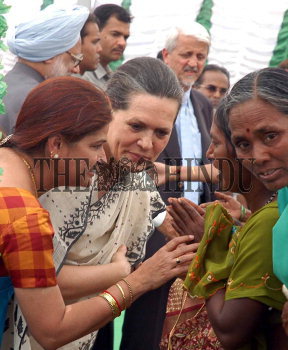 Image Id : 6718103 <span>Date : 2006-02-02 <span>Category : Politics</span>