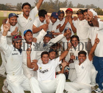 Image Id : 6718183 <span>Date : 2006-02-02 <span>Category : Sport</span>